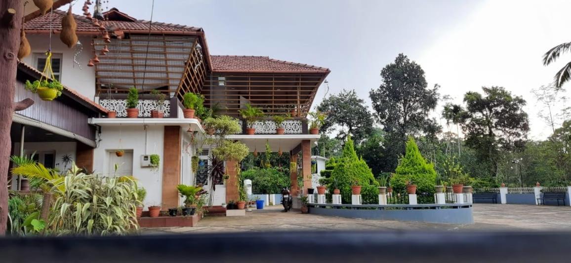 Pepper Valley Resort Kalpetta Exterior photo